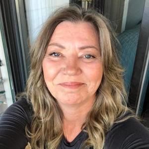 Meet your Posher, Rhonda